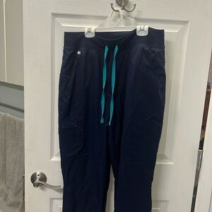 Figs women’s joggers scrubs